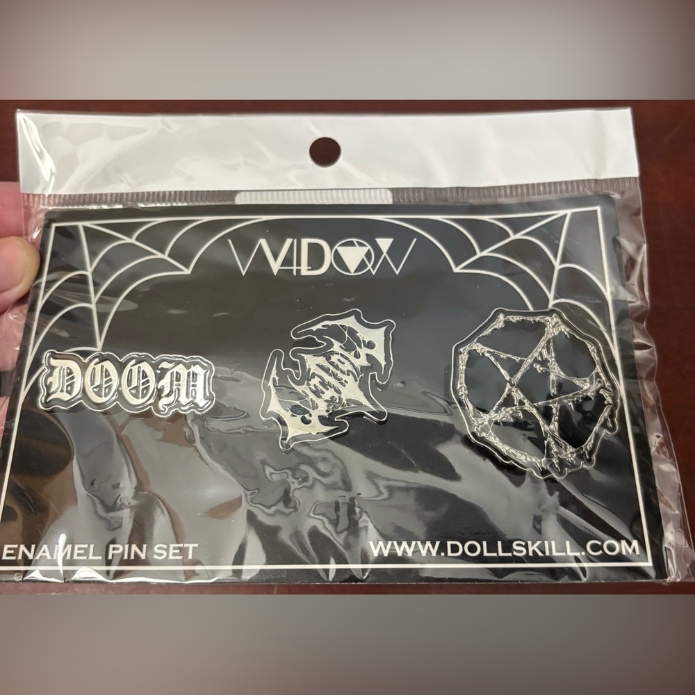 Dolls Kill Widow Pins